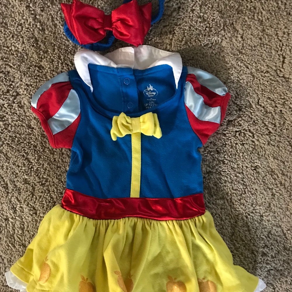Infant Snow White costume